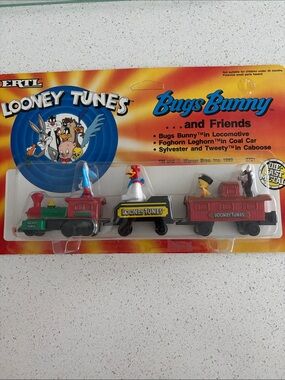 Warner Bros. Looney Tunes Mini Train Set - Red, Green, Black